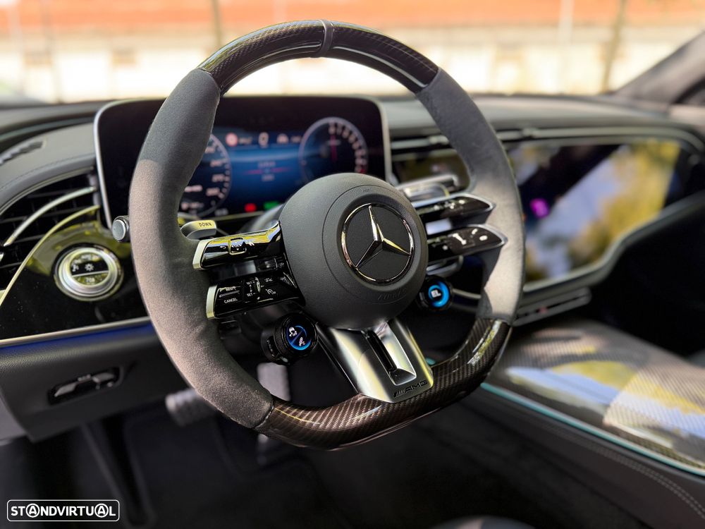 Mercedes-Benz E 53 AMG Hybrid 4Matic+ - 13