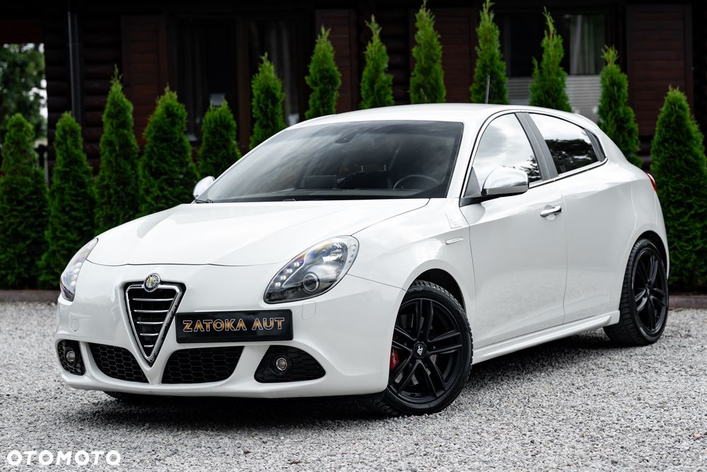 Alfa Romeo Giulietta 1.8 TBi 16V Quadrifoglio Verde - 2