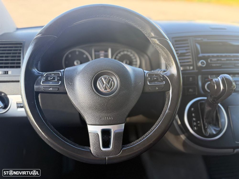 VW Multivan 2.0 TDi 180 Highline BlueMotion - 5