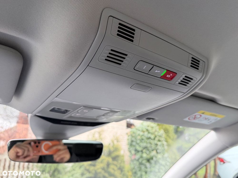 Volkswagen Passat 2.0 TDI EVO Business DSG - 24