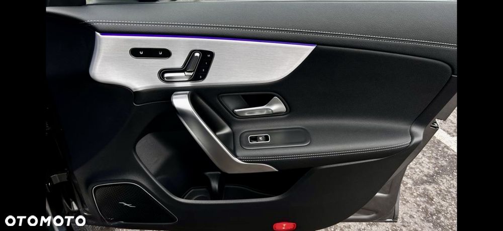 Mercedes-Benz CLA - 17