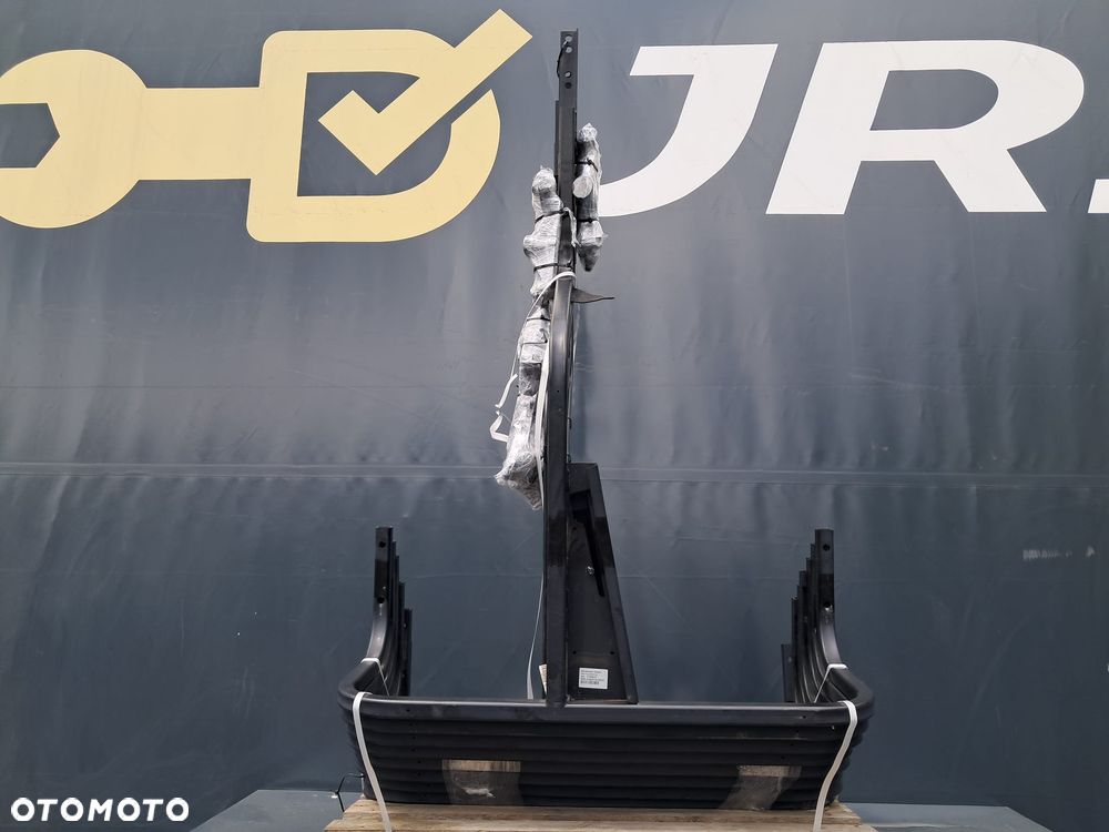 Kosz na koło zapasowe KRONE - 6