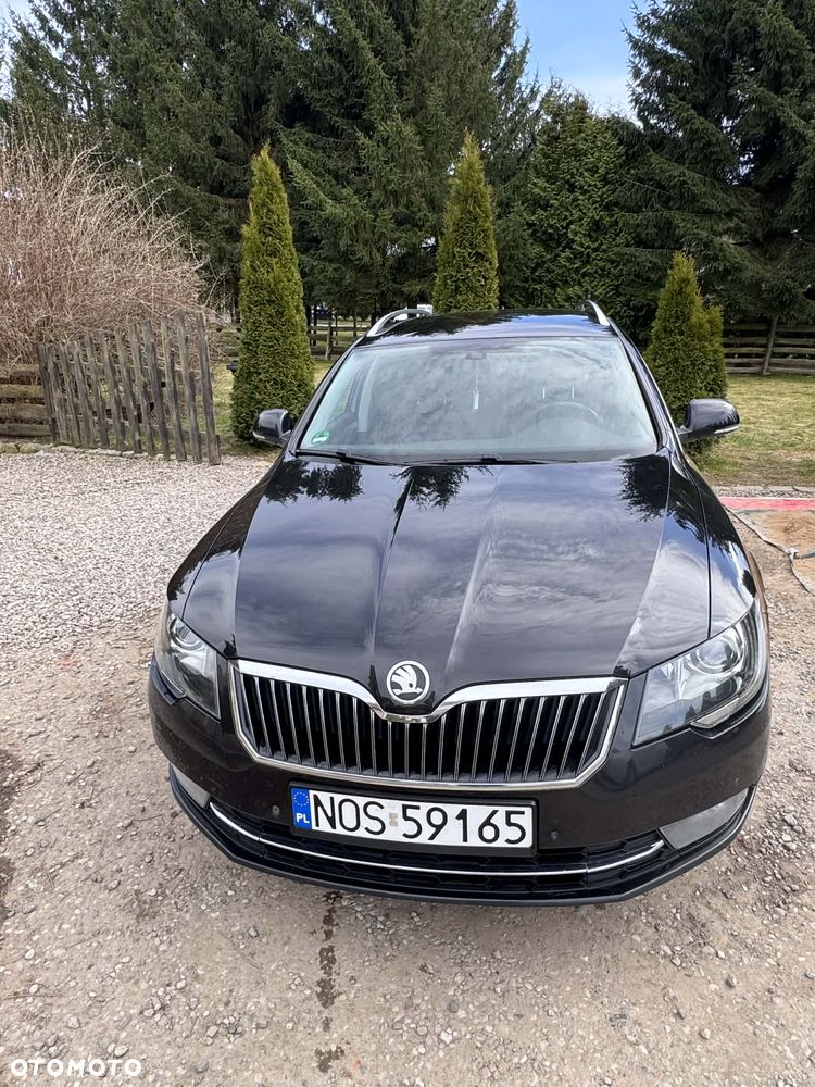 Skoda Superb 2.0 TDI Elegance - 11
