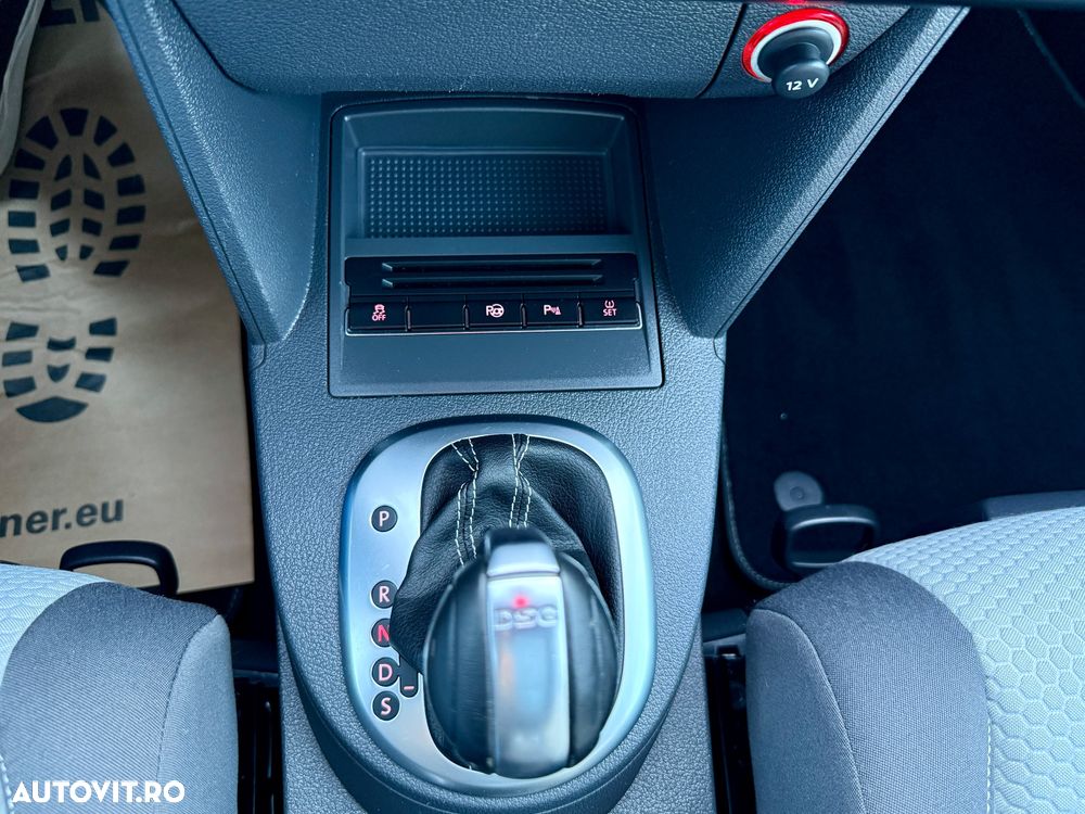 Volkswagen Touran 2.0 TDI DPF DSG Cross - 22