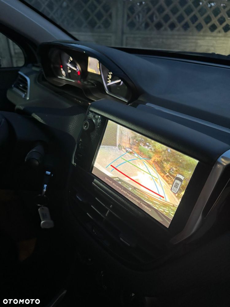Peugeot 2008 PureTech 82 Allure - 8