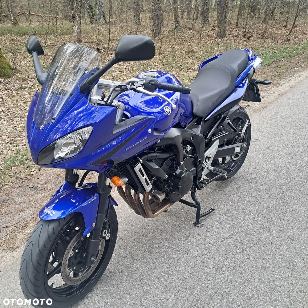 Yamaha FZ6 - 1