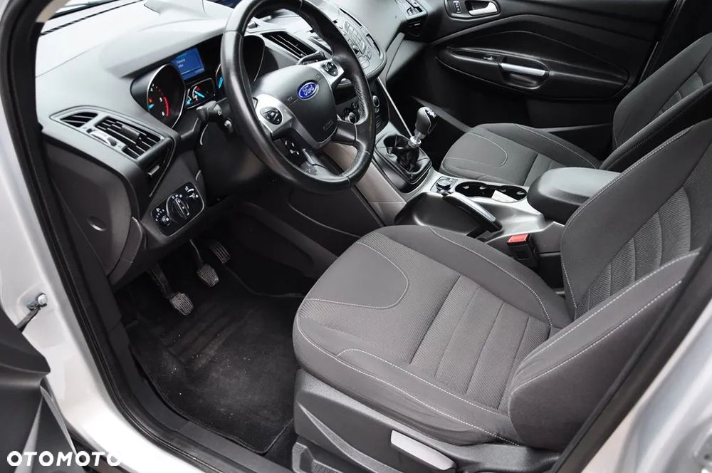 Ford Kuga 2.0 TDCi 4WD Titanium - 30