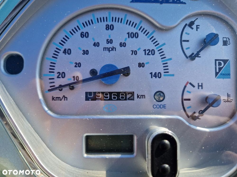 Piaggio Vespa - 37