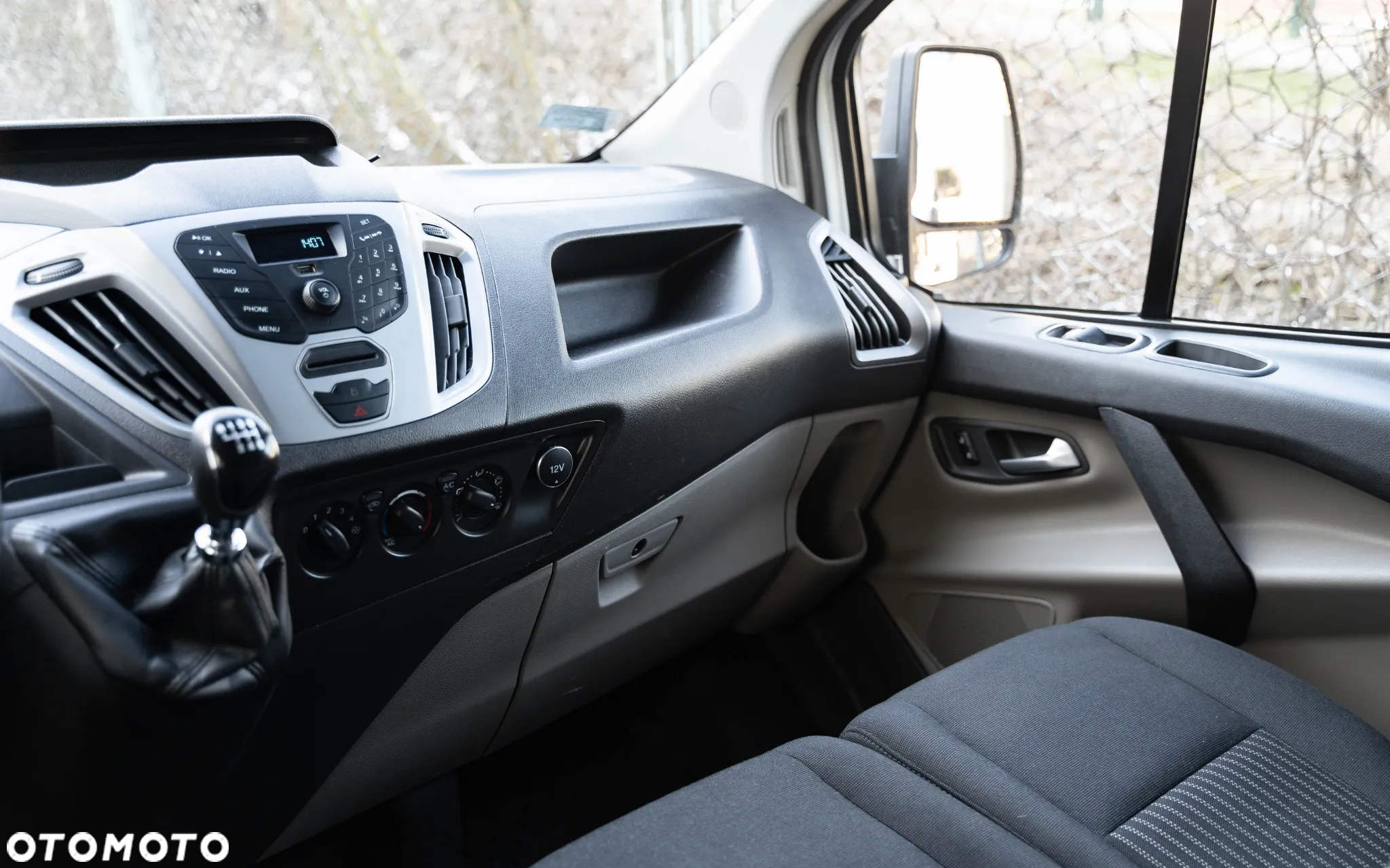 Ford Transit Custom 290 L2H1 Ambiente - 29