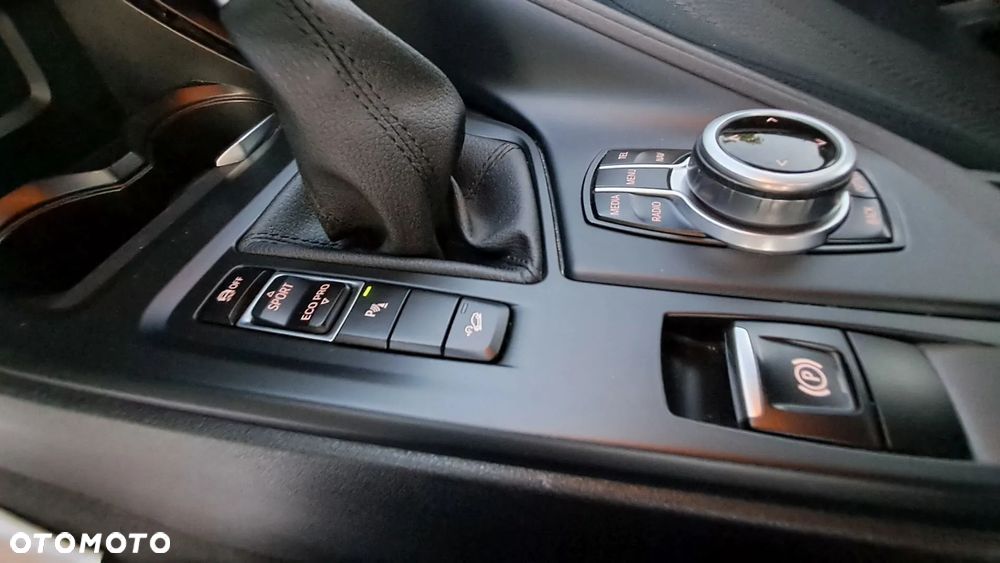 BMW X1 xDrive18d xLine - 14