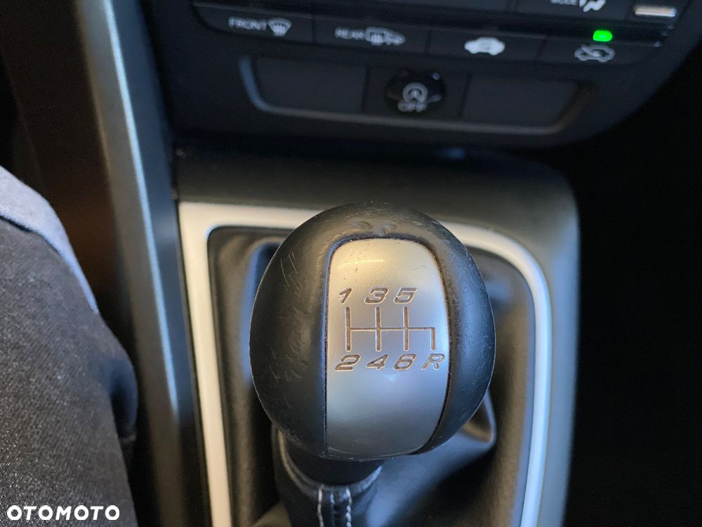 Honda Civic 1.4 Comfort - 25