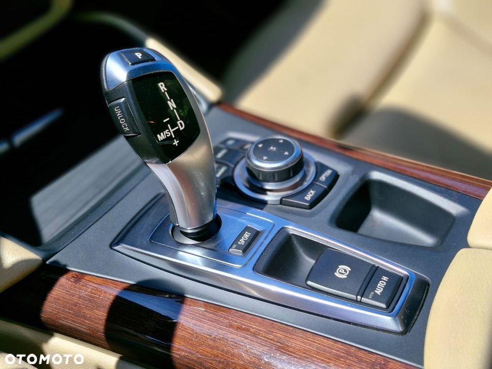 BMW X6 - 21