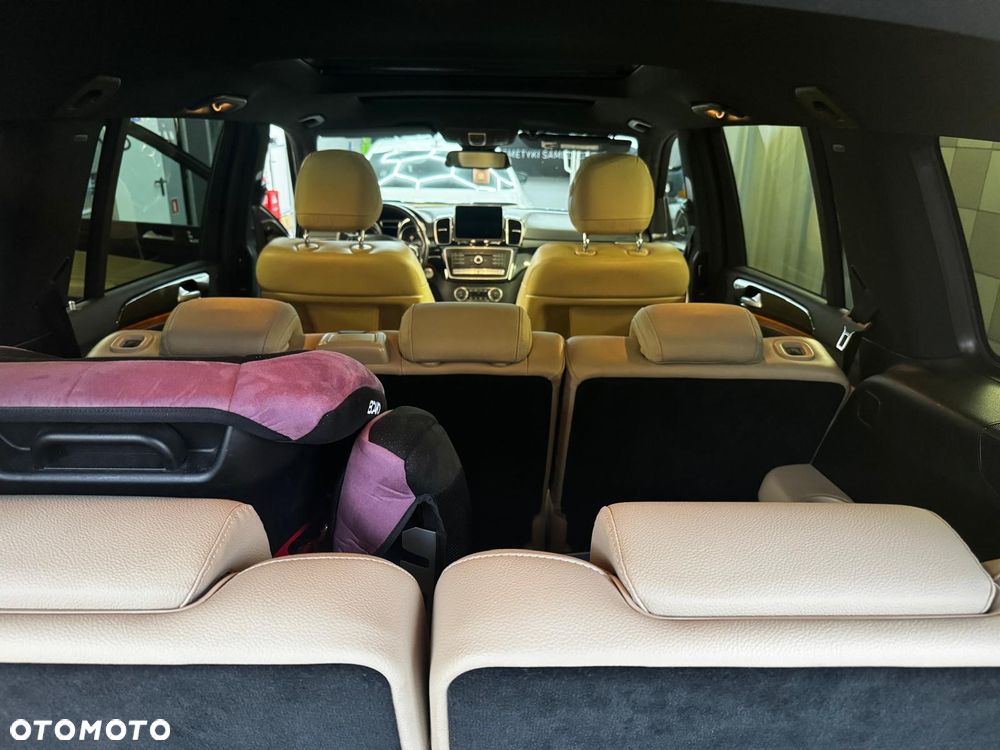 Mercedes-Benz GLS 400 d 4-Matic - 8