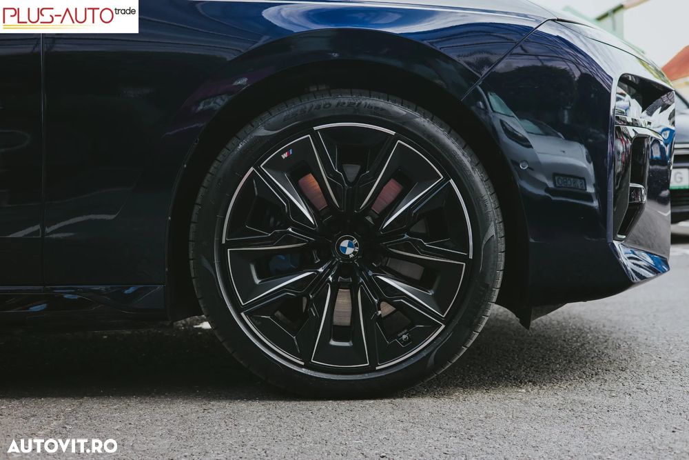 BMW i7 xDrive60 - 11