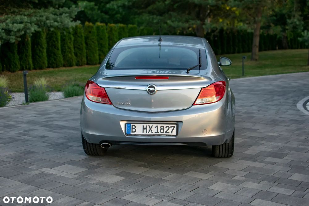 Opel Insignia - 24