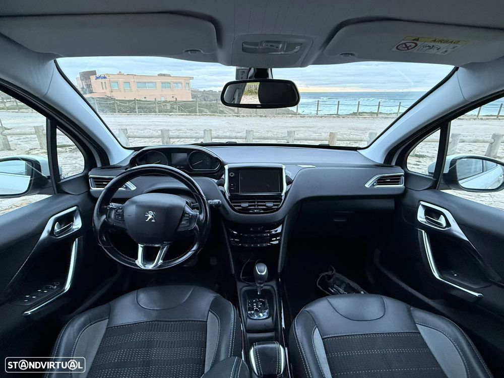 Peugeot 2008 PureTech 110 Stop&Start EAT6 Allure - 12