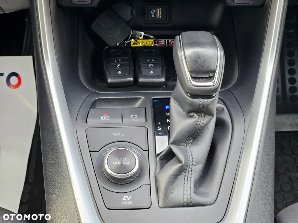 Toyota RAV4 2.5 Hybrid Selection 4x4 - 35