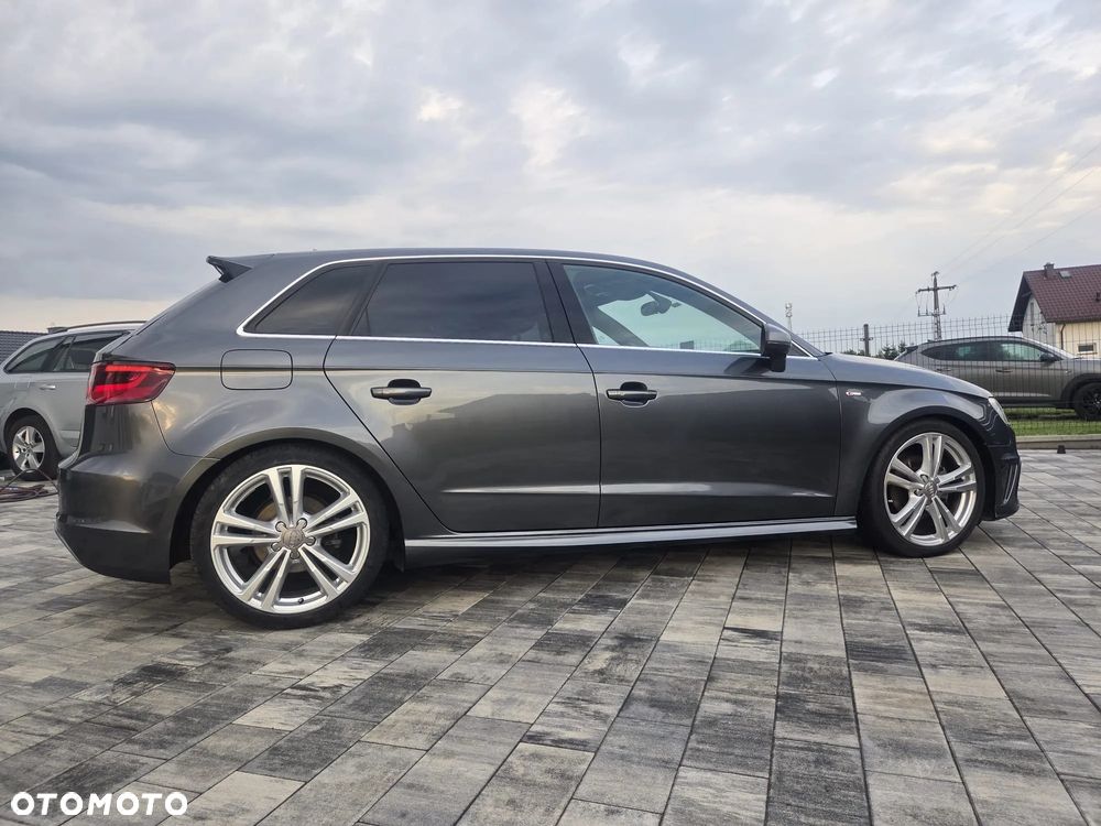 Audi A3 Sportback 2.0 TDI (clean diesel) S line Sportpaket - 4