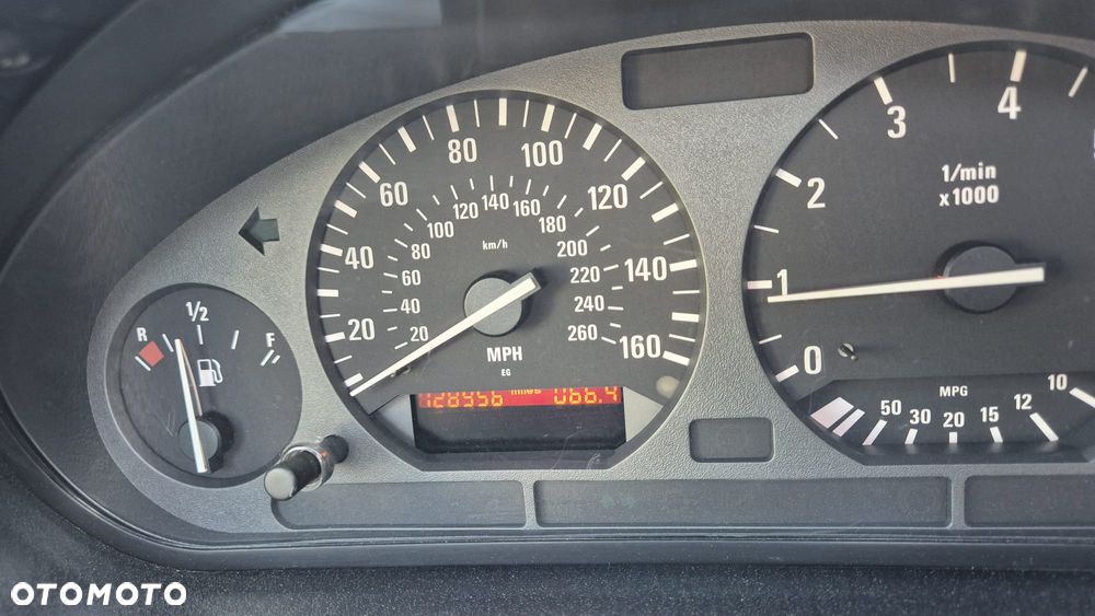 BMW Seria 3 - 21