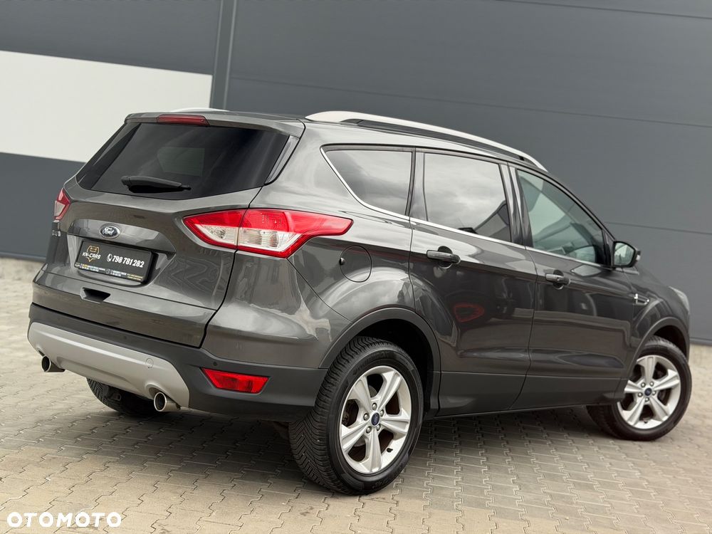 Ford Kuga 2.0 TDCi FWD Titanium - 4