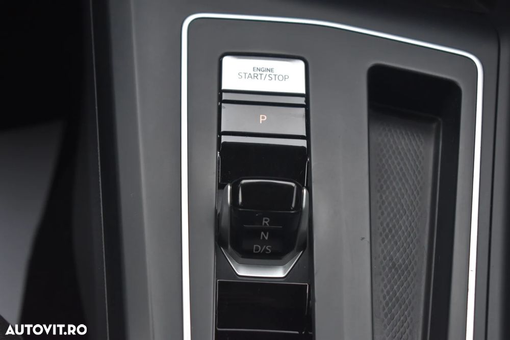 Volkswagen Golf 2.0 TDI 116CP DSG Life - 32