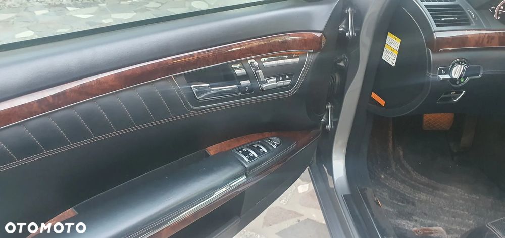 Mercedes-Benz Klasa S 600 L Automatik - 23