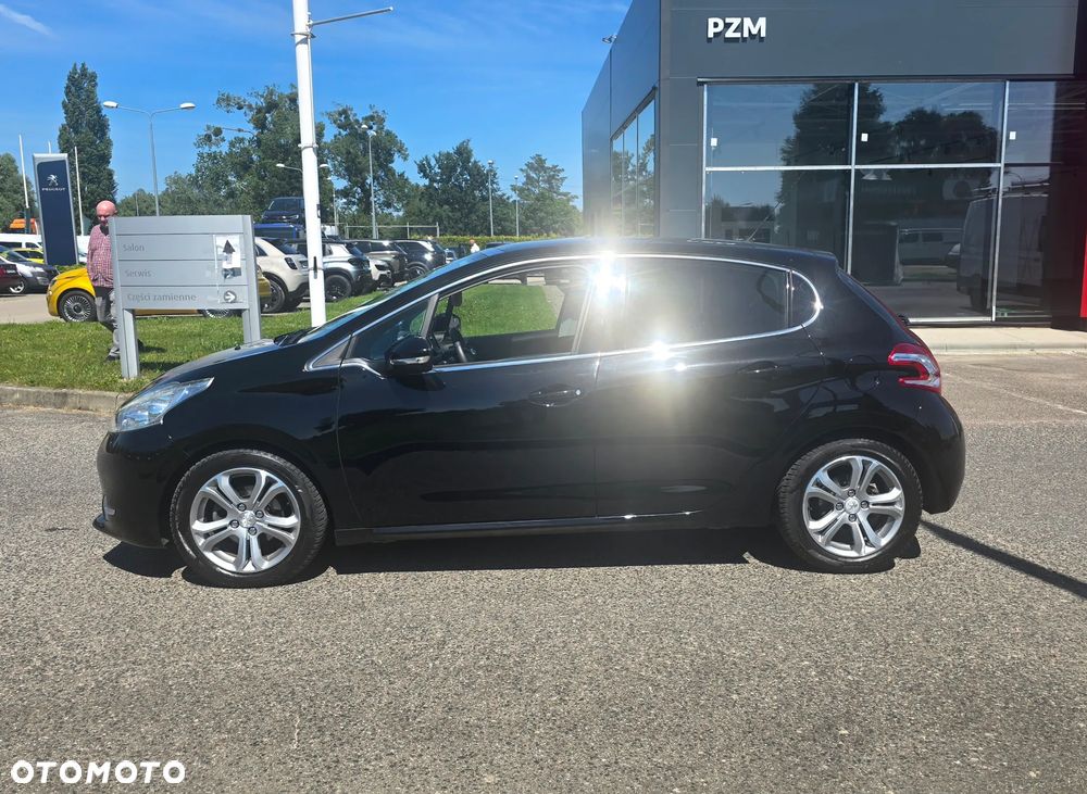 Peugeot 208 95 VTI Allure - 2