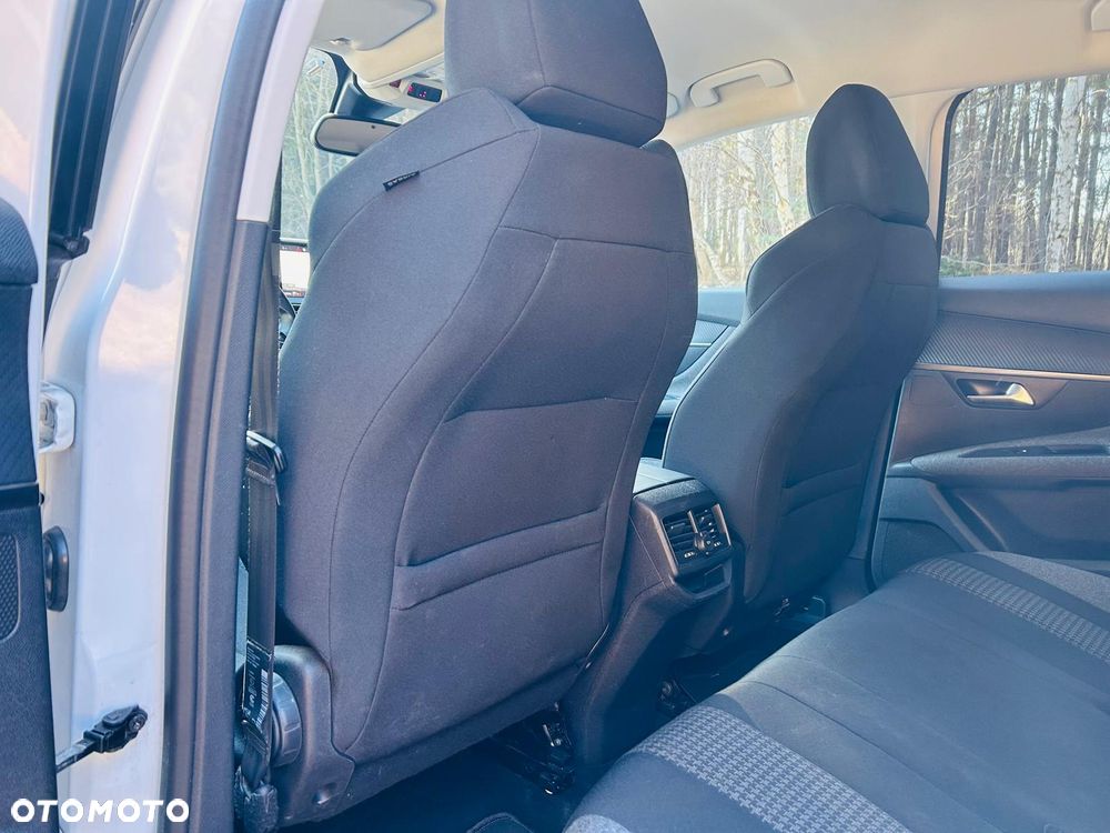 Peugeot 3008 1.6 BlueHDi Allure S&S - 16