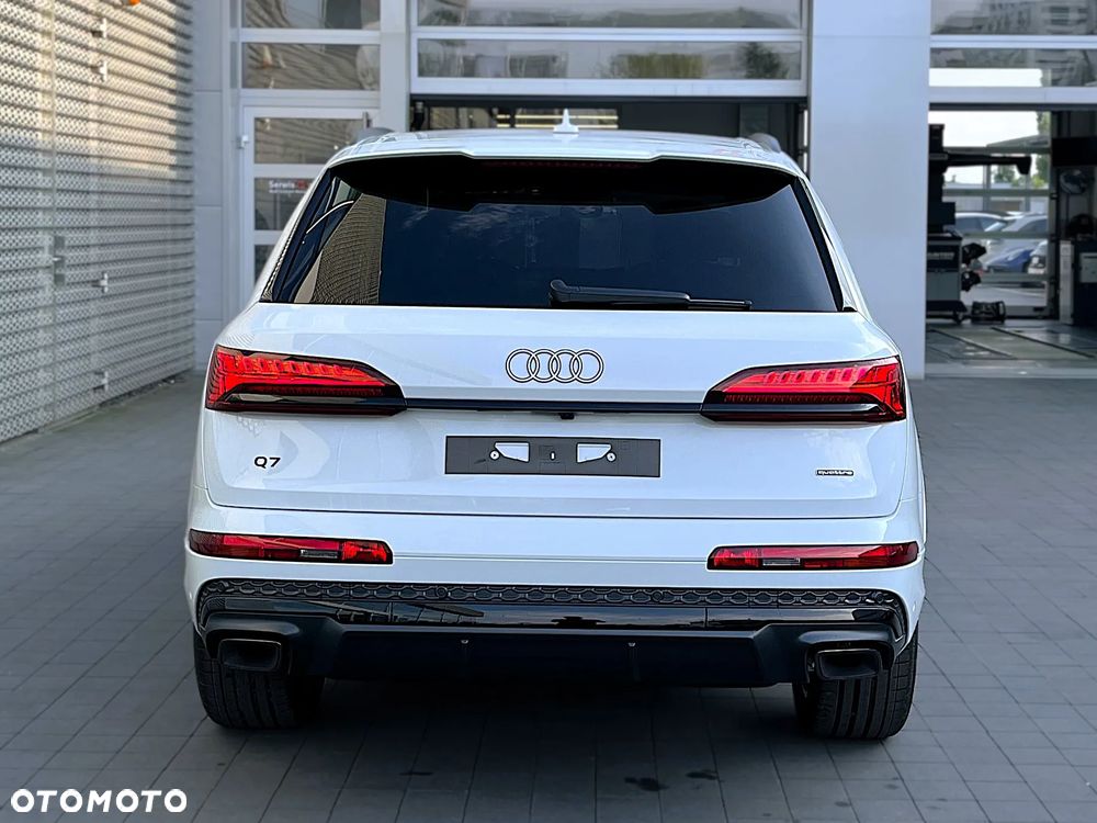 Audi Q7 - 8