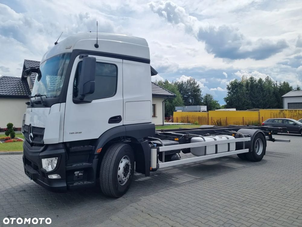Mercedes-Benz Actros 1836