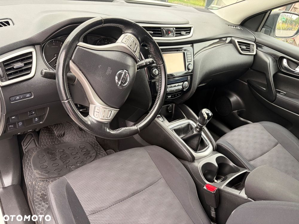 Nissan Qashqai 1.2 DIG-T Tekna EU6 - 11