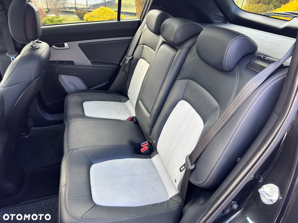 Kia Sportage - 14