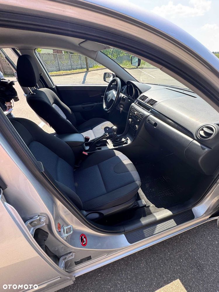 Mazda 3 - 5