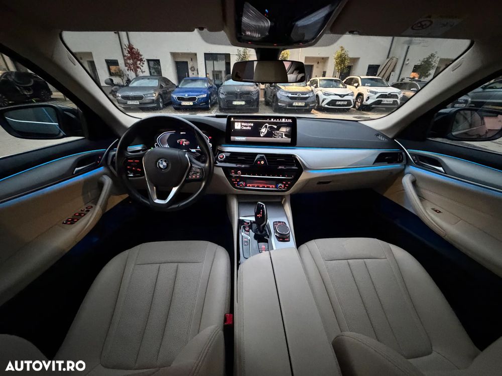 BMW Seria 5 530e xDrive Aut. Luxury Line - 11