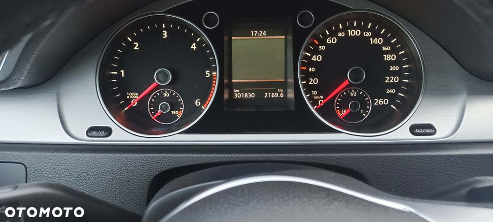 Volkswagen Passat 2.0 TDI 4Mot Highline DSG - 11