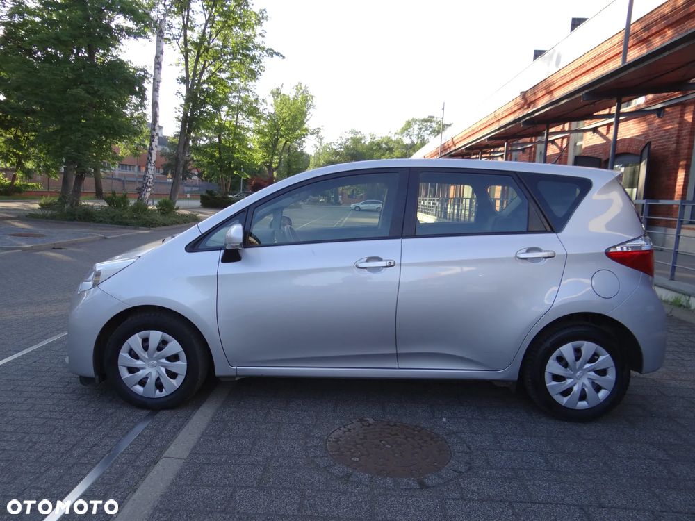 Toyota Verso S 1.33 VVT-i Club - 12