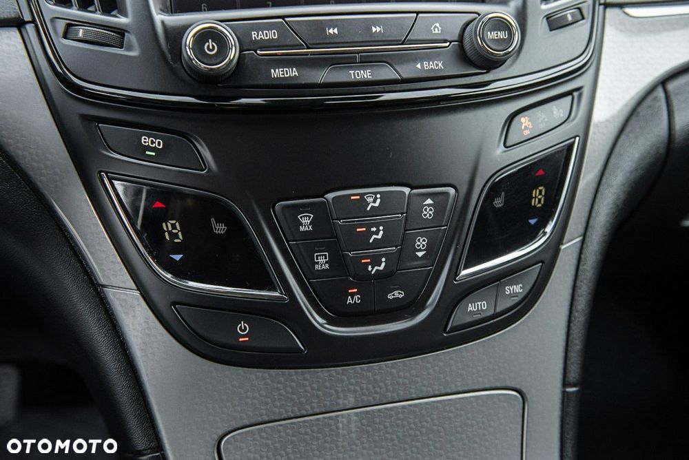 Opel Insignia - 22