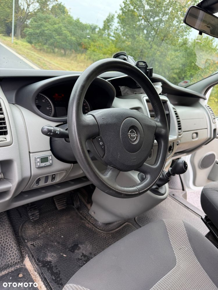 Opel Vivaro - 33