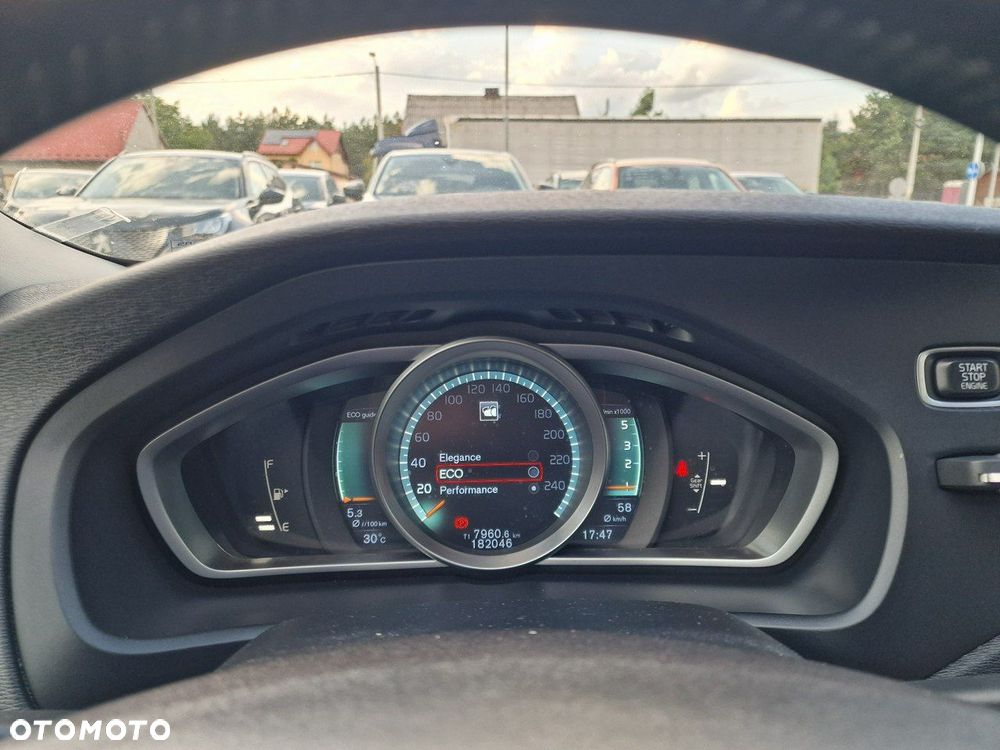 Volvo V40 D2 You - 30