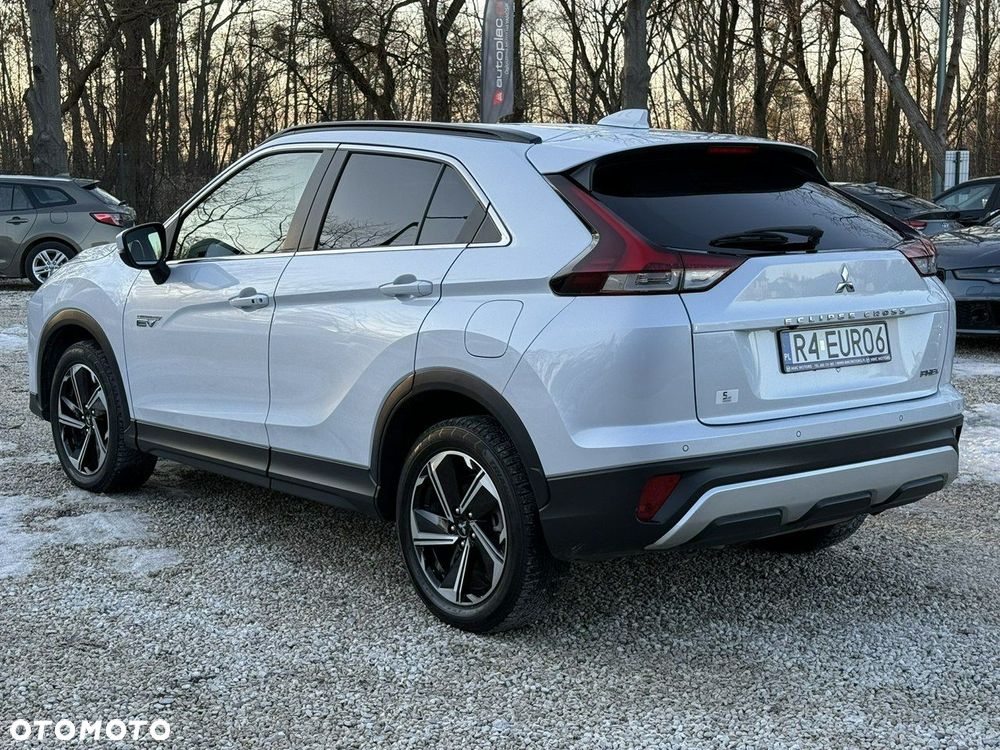 Mitsubishi Eclipse Cross - 5