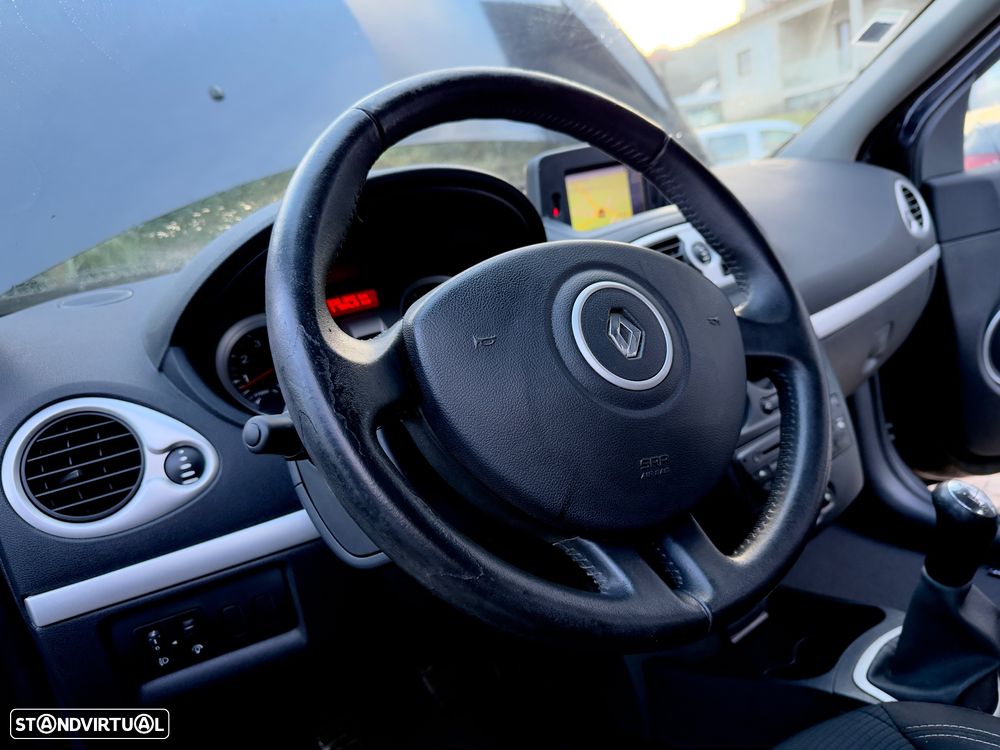 Renault Clio 1.2 16V Dynamique S - 39