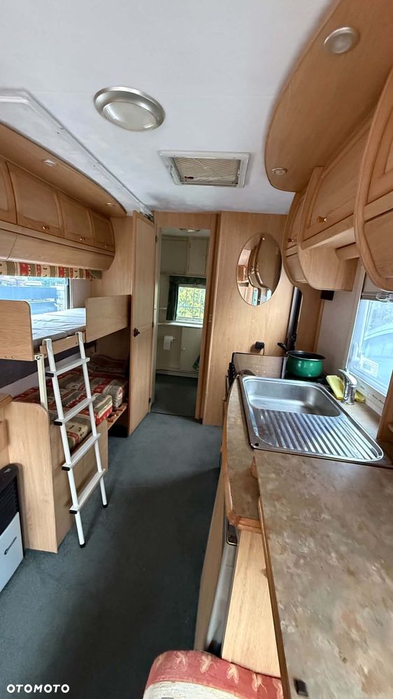 Coachman Pastiche 520/4 - 10
