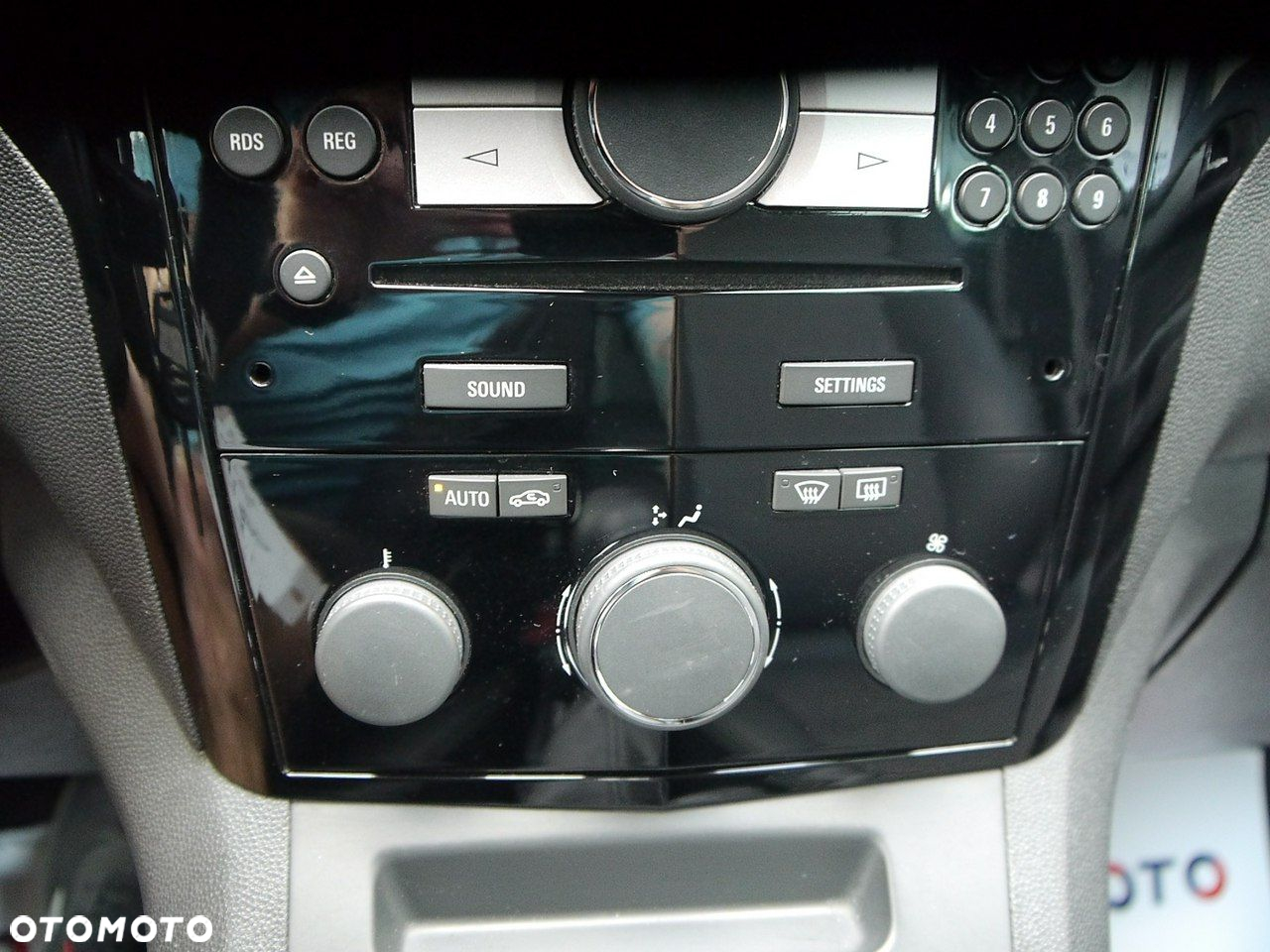 Opel Zafira 1.8 Sport - 30