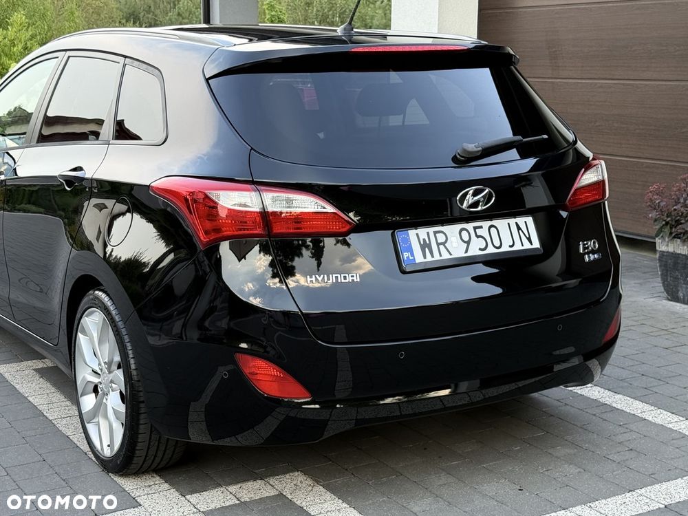 Hyundai i30 i30cw 1.6 Fifa World Cup Edition - 36