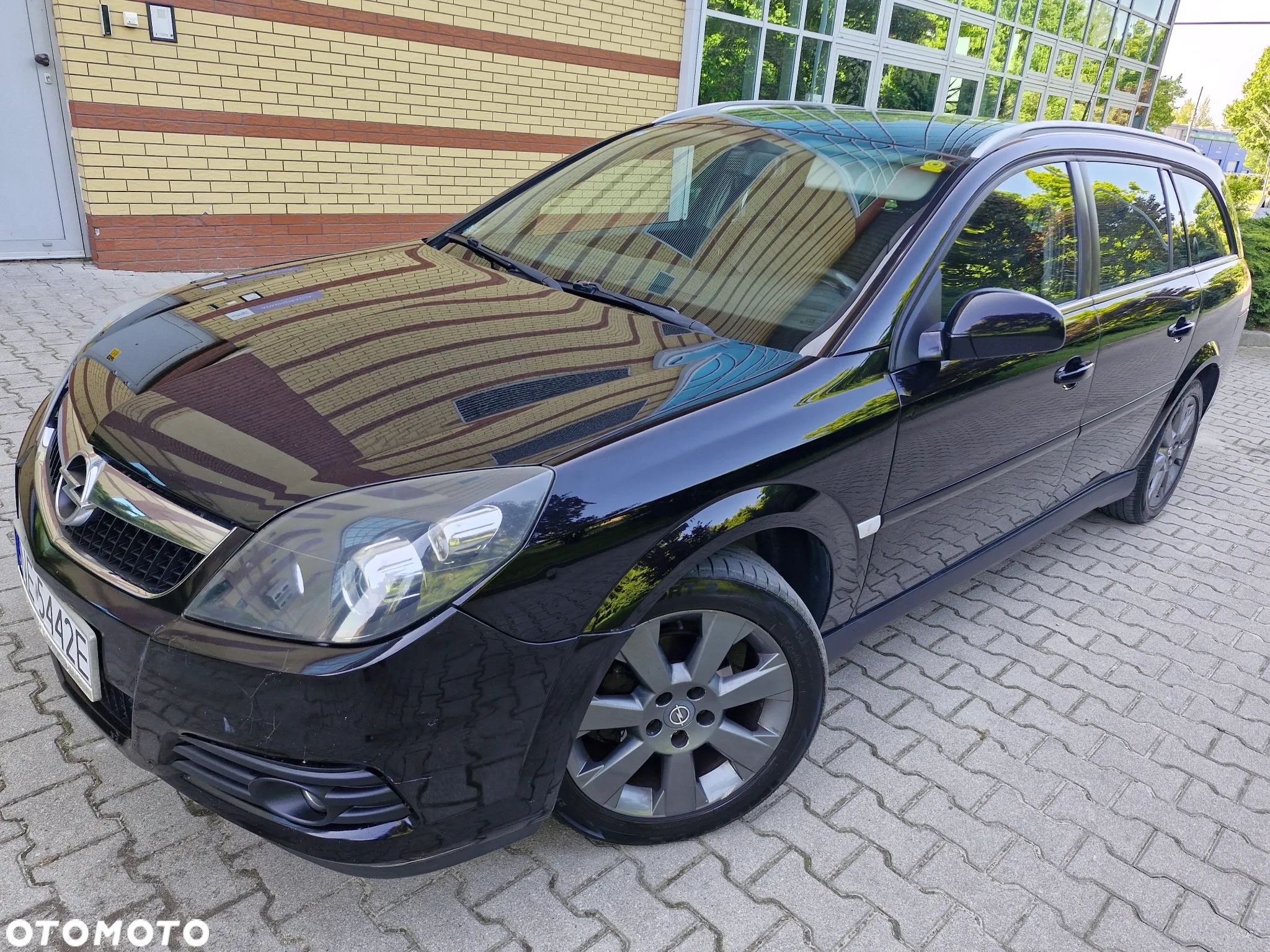 Opel Vectra 1.8 Caravan Cosmo - 1
