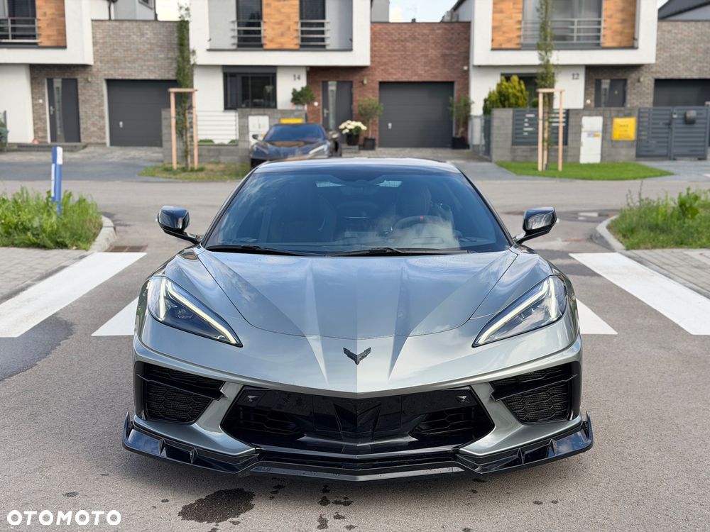 Chevrolet Corvette - 5