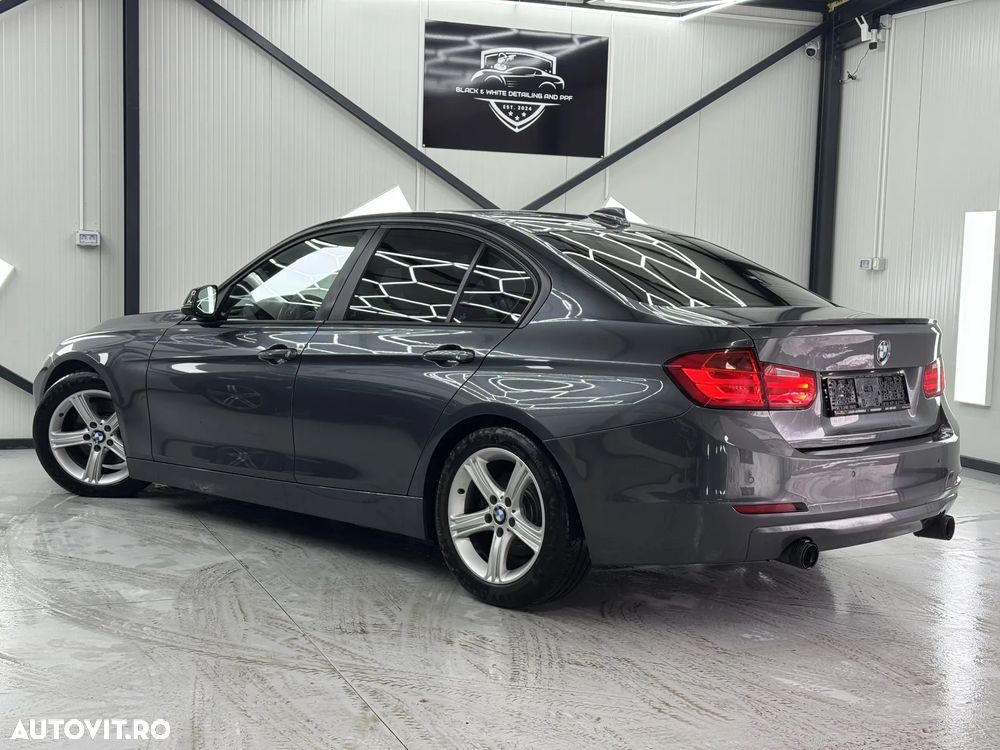 BMW Seria 3 320d Aut. Sport Line - 15