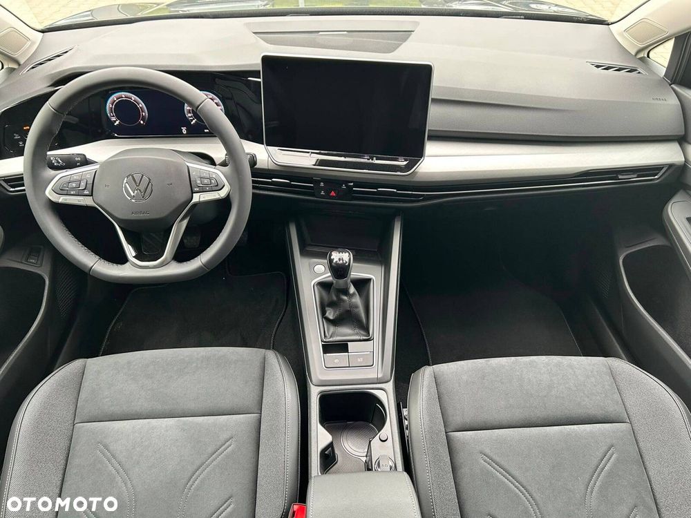 Volkswagen Golf Variant - 16
