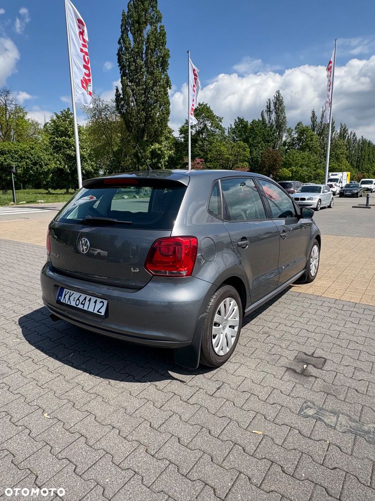 Volkswagen Polo 1.4 16V Comfortline - 10