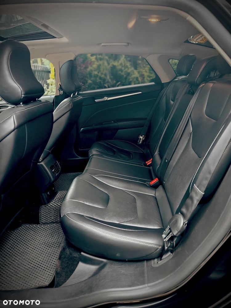 Ford Mondeo - 8